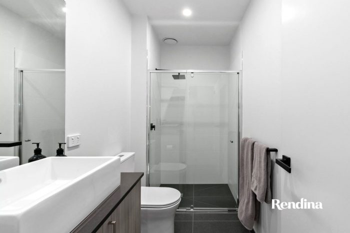 Unit 13/146 Cooper St Essendon VIC 3040 Australia