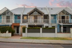 Unit 7/244 Secret Harbour Blvd Secret Harbour WA 6173 Australia