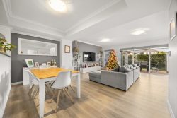 Unit 7/244 Secret Harbour Blvd Secret Harbour WA 6173 Australia