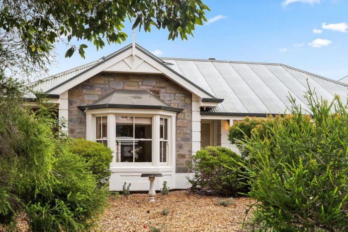 8 Sizer St Lower Mitcham SA 5062 Australia