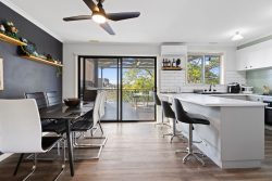 17 Smalley St California Gully VIC 3556 Australia