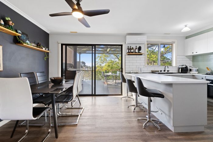 17 Smalley St California Gully VIC 3556 Australia