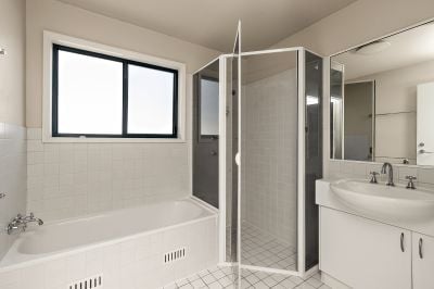 Unit 2/5 Snedden St, Merewether NSW 2291, Australia