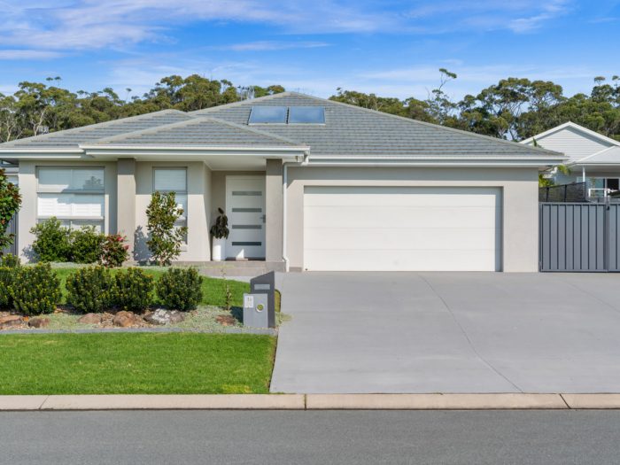34 Como Ave Burrill Lake NSW 2539 Australia