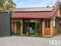 12 Clive St Goodna QLD 4300 Australia