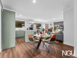 12 Clive St Goodna QLD 4300 Australia