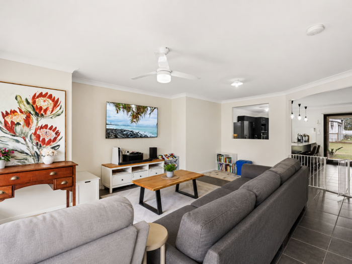 5-7 Tullamore Way Gleneagle QLD 4285 Australia