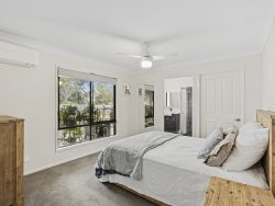 5-7 Tullamore Way Gleneagle QLD 4285 Australia