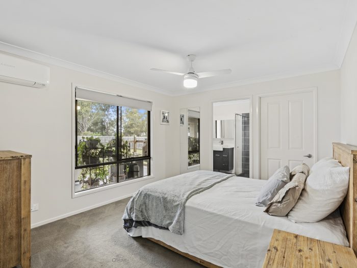 5-7 Tullamore Way Gleneagle QLD 4285 Australia