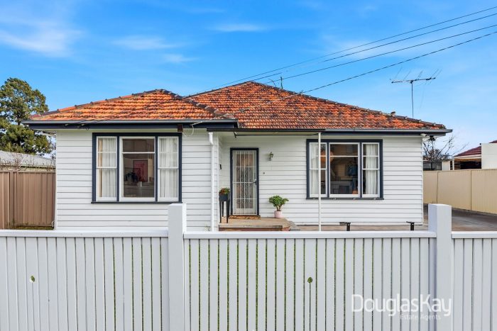 1 Walsh St Sunshine North VIC 3020 Australia