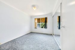 Unit 1/15 Waratah Ave Woy Woy NSW 2256 Australia
