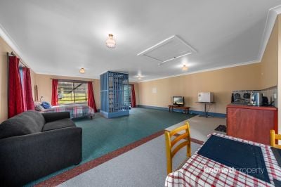 46 Warks Hill Rd, Kurrajong Heights NSW 2758, Australia