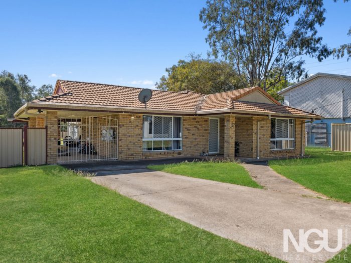 57 Creek St Bundamba QLD 4304 Australia