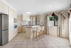 26 Woodland St Rothwell QLD 4022 Australia