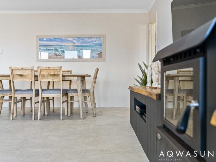 13 Ivanhoe St Golden Bay WA 6174 Australia