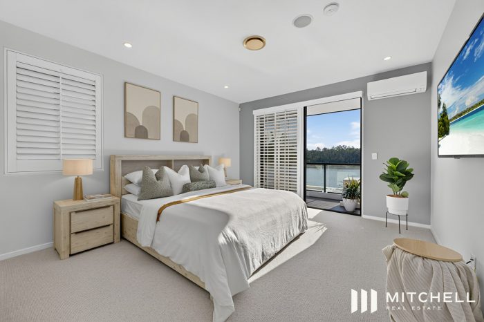 5248 Marine Drive North Sanctuary Cove Qld 4212 Australia