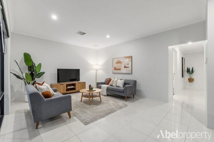 38B Bradley St Yokine WA 6060 Australia