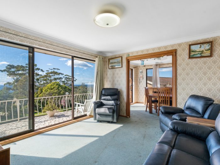 33 Pengana Cres Mollymook NSW 2539 Australia