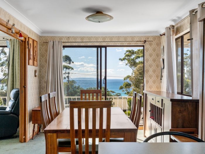 33 Pengana Cres Mollymook NSW 2539 Australia
