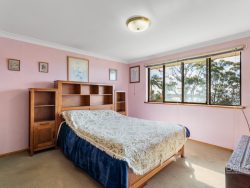 33 Pengana Cres Mollymook NSW 2539 Australia