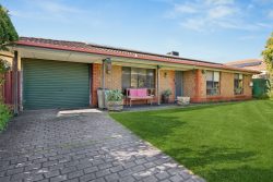 115 Barcelona Rd Noarlunga Downs SA 5168 Australia