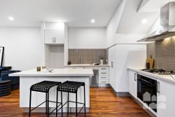 58 Bayview Rd Yarraville VIC 3013 Australia