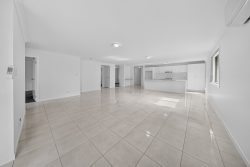 52 Stonebridge Dr Cessnock NSW 2325 Australia