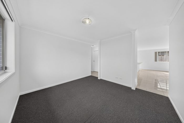 52 Stonebridge Dr Cessnock NSW 2325 Australia