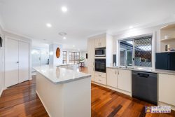 39 Grandis Cres Victoria Point QLD 4165 Australia