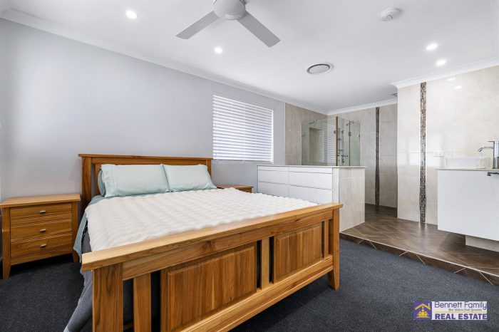 39 Grandis Cres Victoria Point QLD 4165 Australia