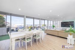 6 Finuge Ct Victoria Point QLD 4165 Australia