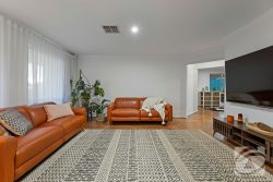 4 Brolga Way Hewett SA 5118 Australia