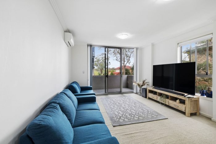 105C/48-56 Derby St Kingswood NSW 2747 Australia