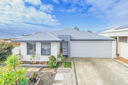 16 Pardillo Way Caversham WA 6055 Australia