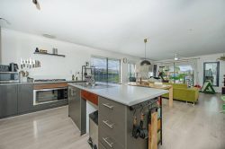 16 Pardillo Way Caversham WA 6055 Australia