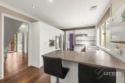 47 Cambourn Dr Lisarow NSW 2250 Australia