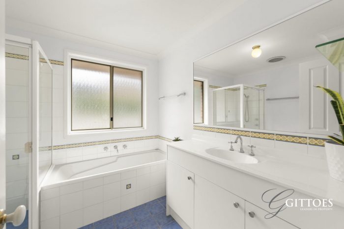 47 Cambourn Dr Lisarow NSW 2250 Australia