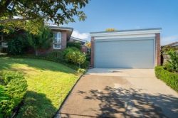406 Carlma Cres Lavington NSW 2641 Australia