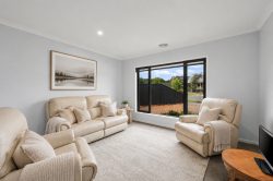 9 Carob Ct Mansfield VIC 3722 Australia