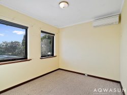 19 Tangadee Rd Golden Bay WA 6174 Australia
