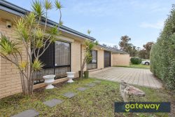 29 Clarinda Ave Orelia WA 6167 Australia