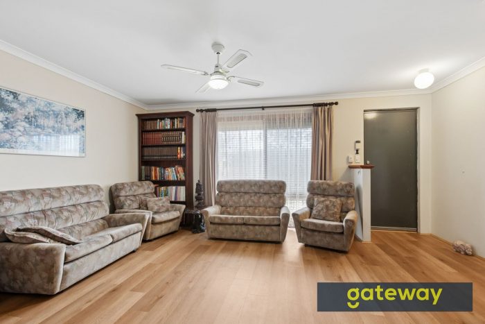 29 Clarinda Ave Orelia WA 6167 Australia