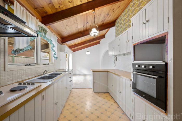 10 Avoca Cres Alfredton VIC 3350 Australia