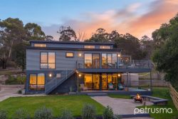 40 Clifton Beach Rd Clifton Beach TAS 7020 Australia