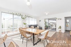18 Nalbarra Rd Golden Bay WA 6174 Australia
