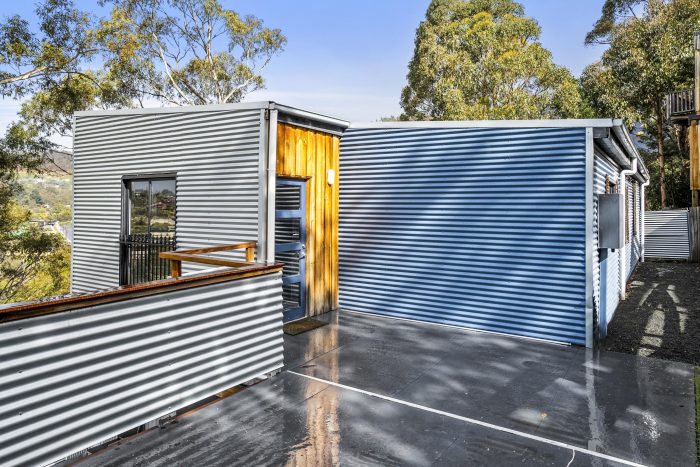 Unit 3/11 A Daly Rd Lenah Valley TAS 7008 Australia