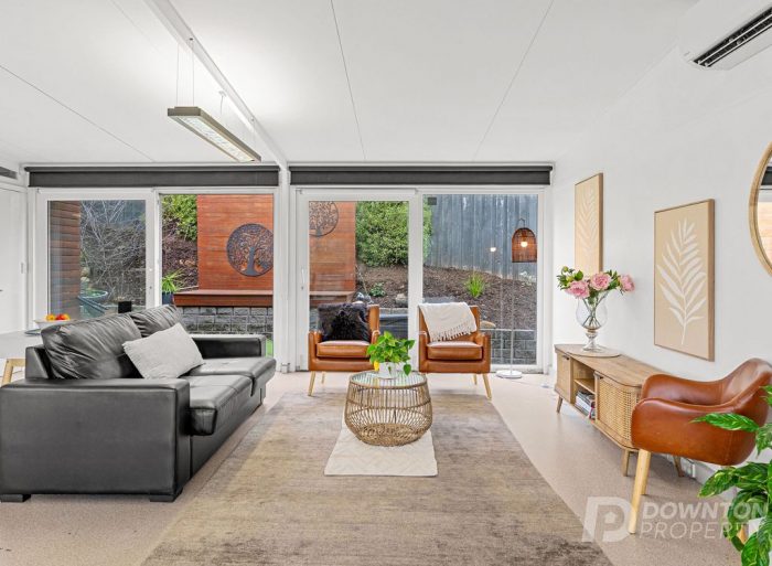 35 Carbeen St Mornington TAS 7018 Australia
