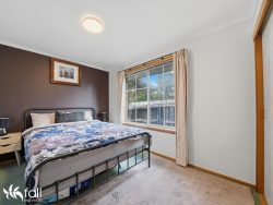 2 Blackstone Dr Old Beach TAS 7017 Australia
