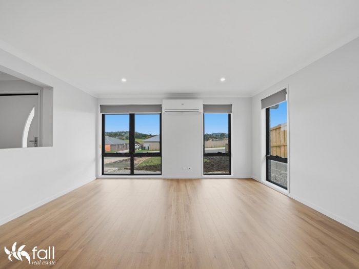 54 Friendship Dr Sorell TAS 7172 Australia