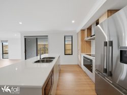 54 Friendship Dr Sorell TAS 7172 Australia